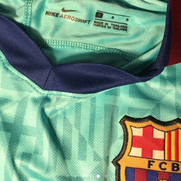Barcelona 19/20 Antoine Griezmann jersey - Picture 5 of 7